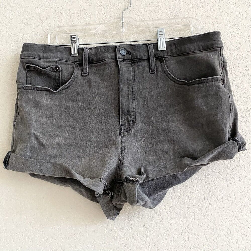 Madewell High-Rise Denim Shorts in Clint Wash Dark Grey Cuffed‎ Size 32